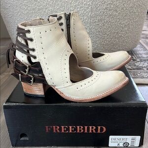 Freebird Women's Cream Ankle Boots